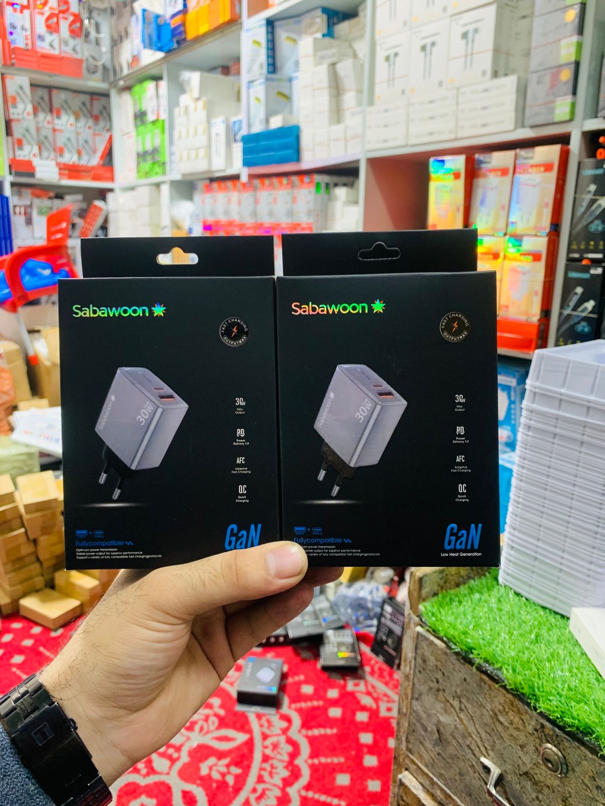 Sabawoon 30W GAN – Fast Charging Power Brick for All Devices without caple